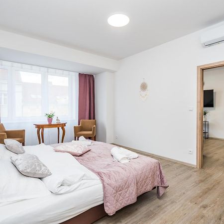 Apartmán Perla Hradce 302 Hradec Králové Exteriér fotografie